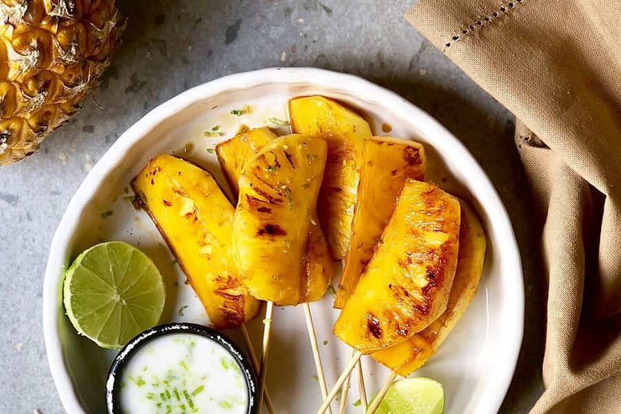 balsamic glazed grilled pineapple